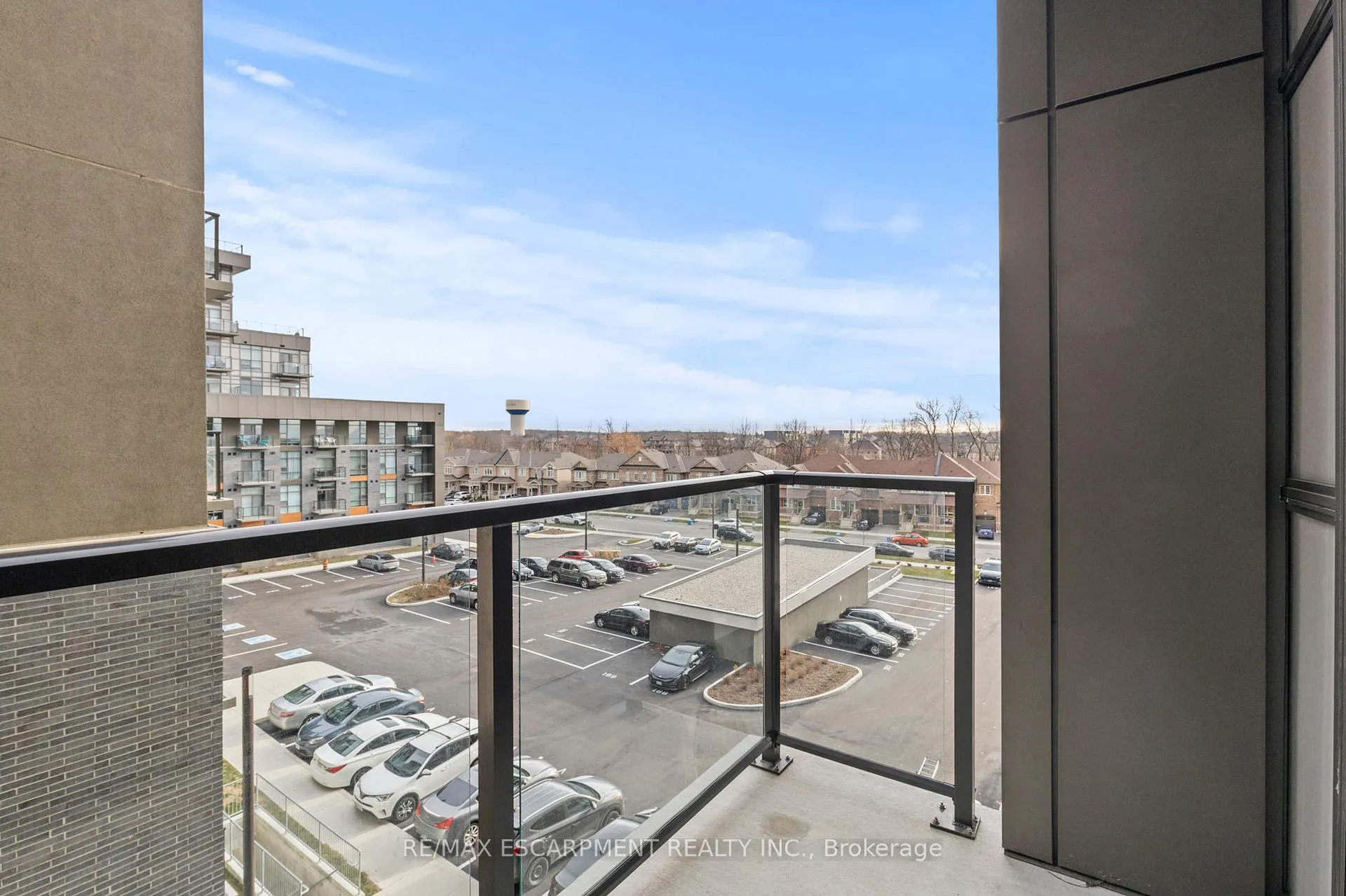 Photo 18 of Unit 422, 460 Dundas Street E, Hamilton, Waterdown — HOMEH