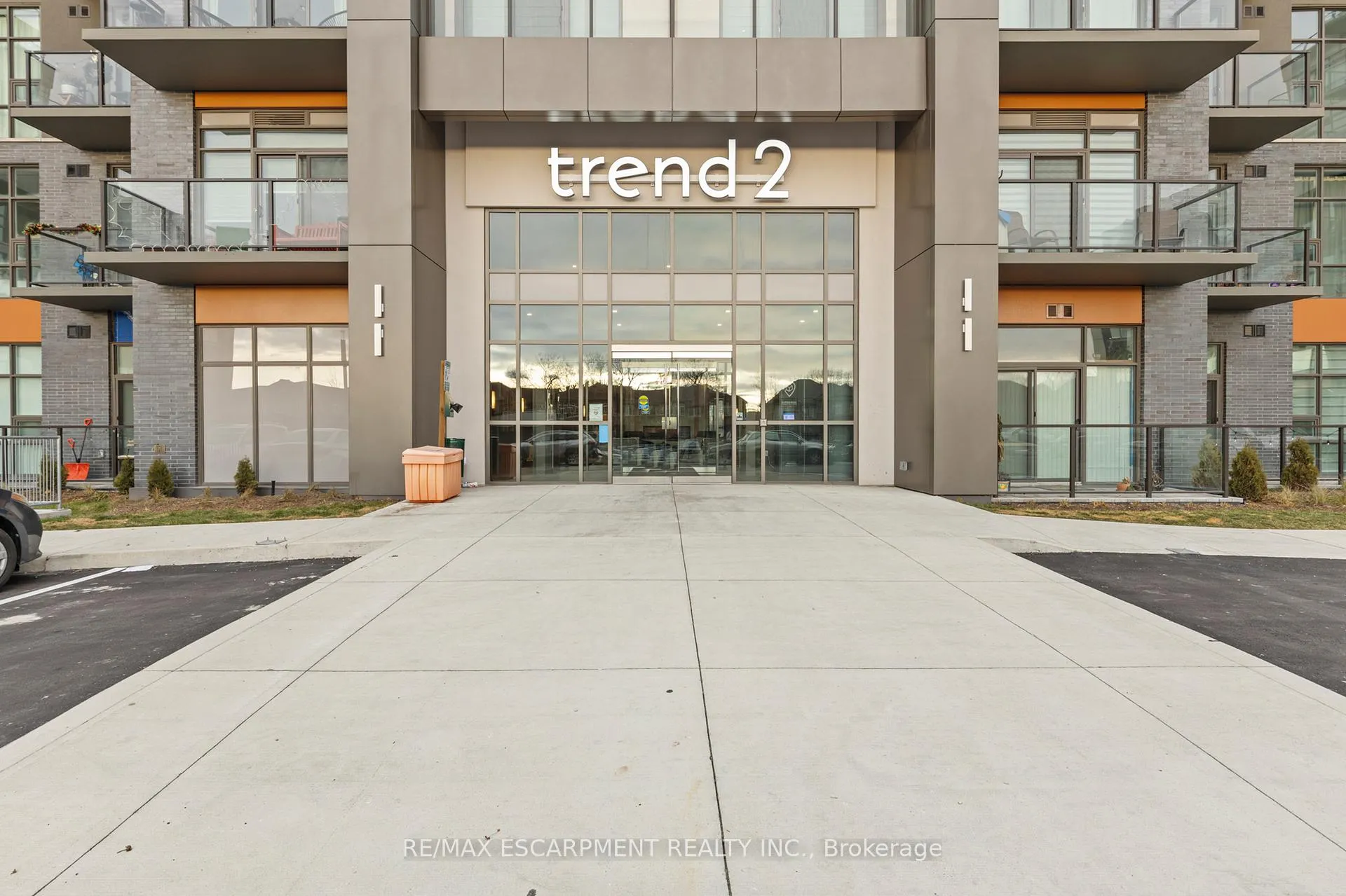 Photo 24 of Unit 422, 460 Dundas Street E, Hamilton, Waterdown — HOMEH