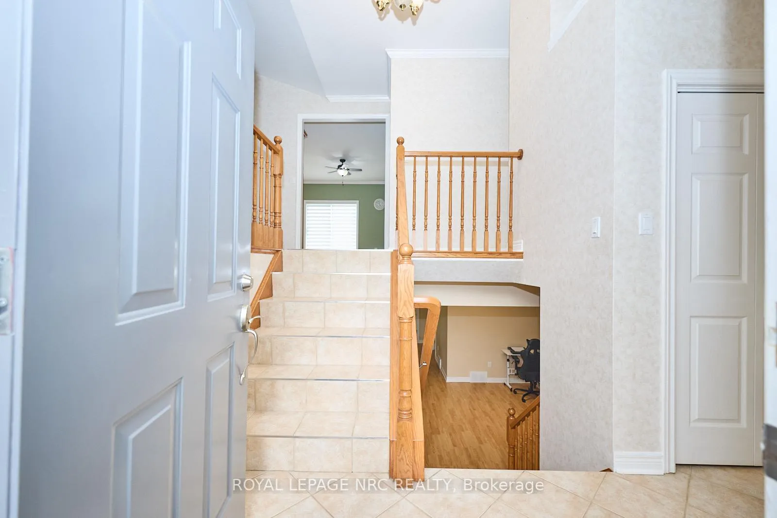 Photo 4 of 4100 Kalar Road, Niagara Falls, Ascot — HOMEH