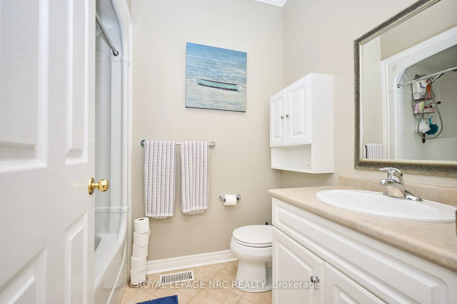 Photo 17 of 4100 Kalar Road, Niagara Falls, Ascot — HOMEH