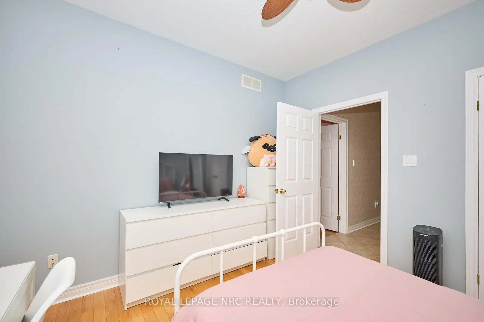 Photo 19 of 4100 Kalar Road, Niagara Falls, Ascot — HOMEH