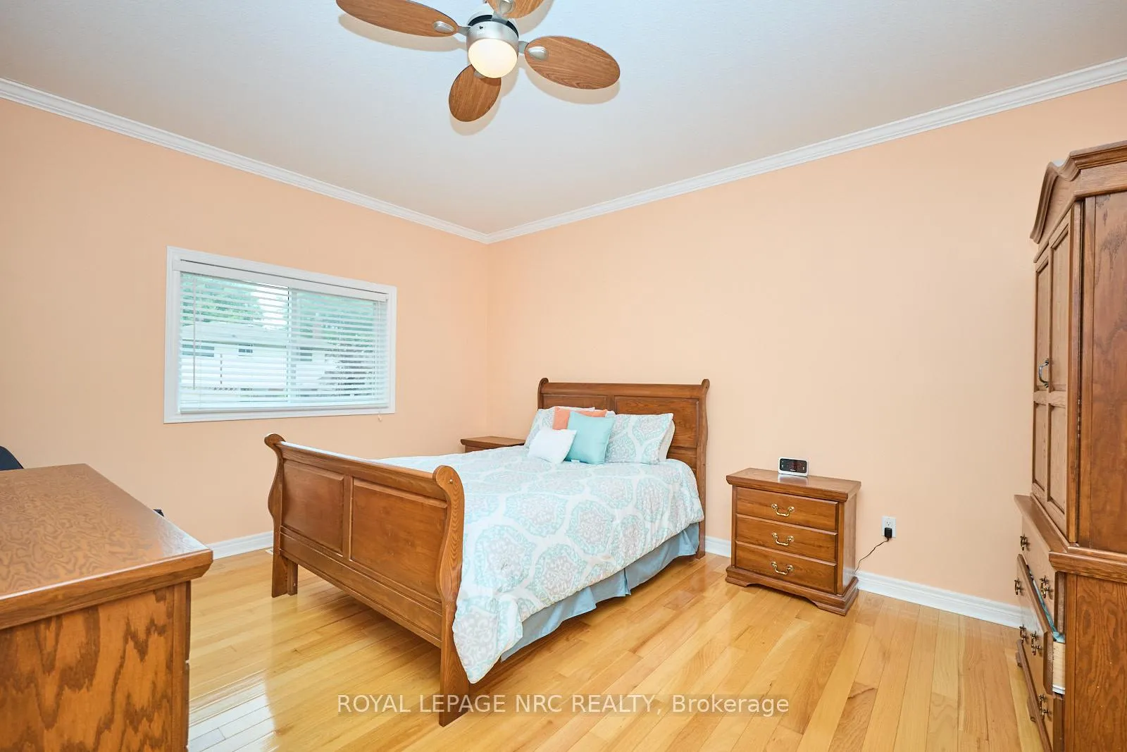 Photo 20 of 4100 Kalar Road, Niagara Falls, Ascot — HOMEH