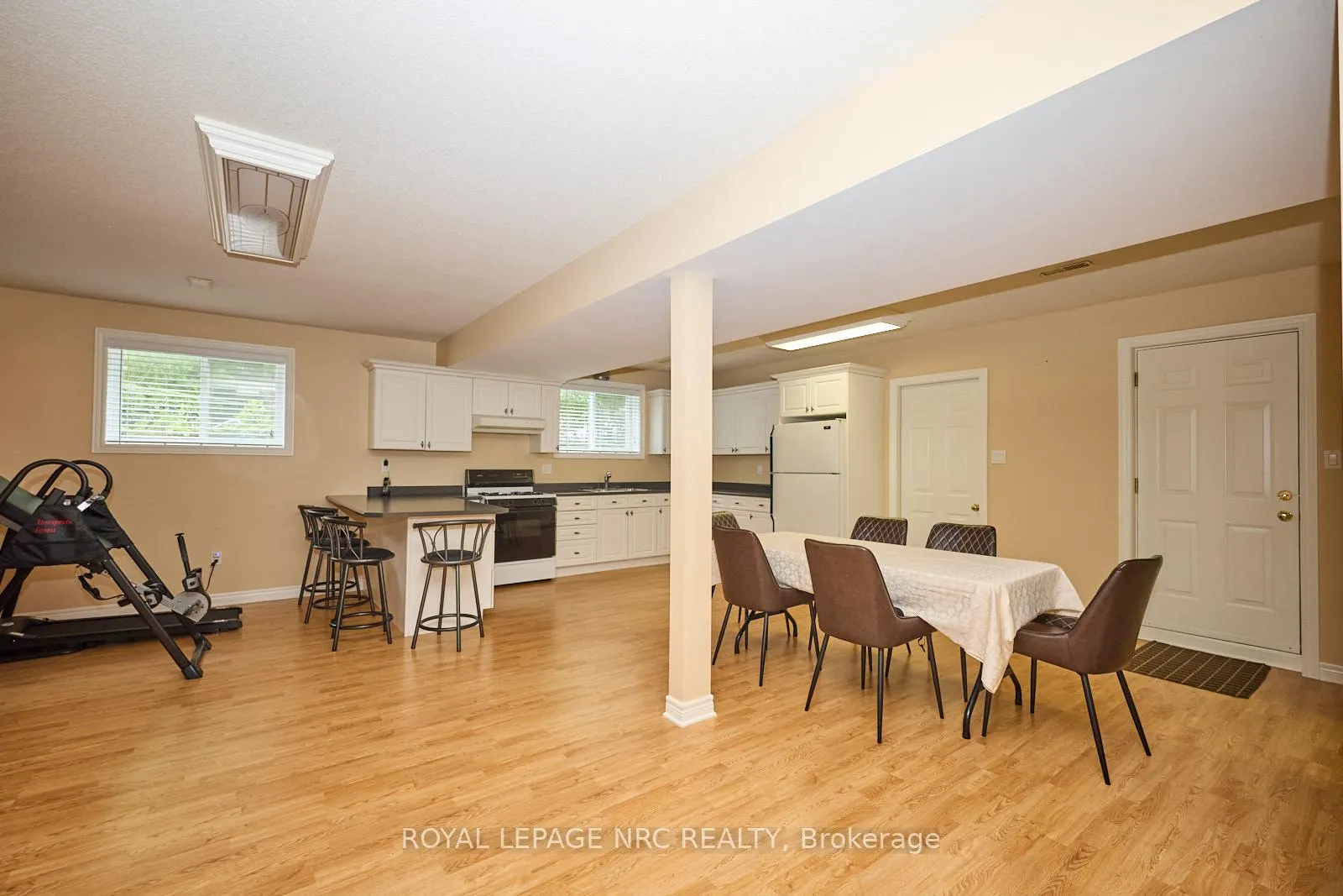 Photo 32 of 4100 Kalar Road, Niagara Falls, Ascot — HOMEH