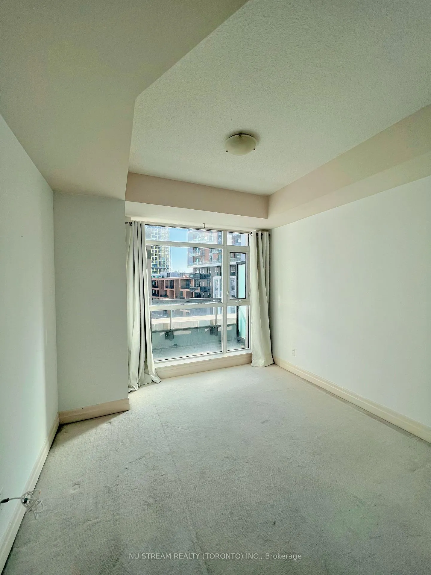 Photo 4 of Unit 907F, 8130 Birchmount Road, Markham, Unionville — HOMEH