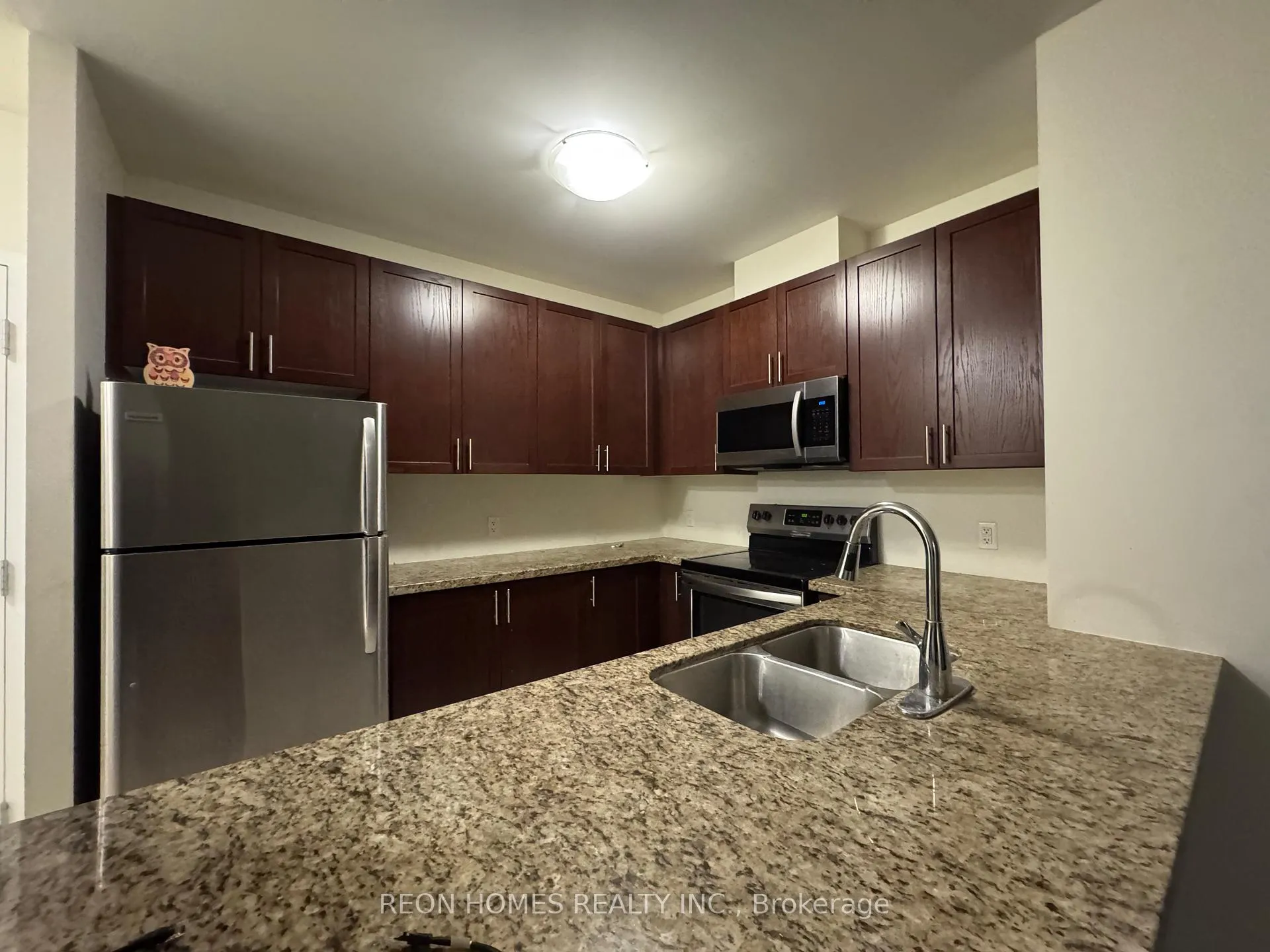 Photo 8 of Unit 707, 39 New Delhi Drive, Markham, Cedarwood — HOMEH