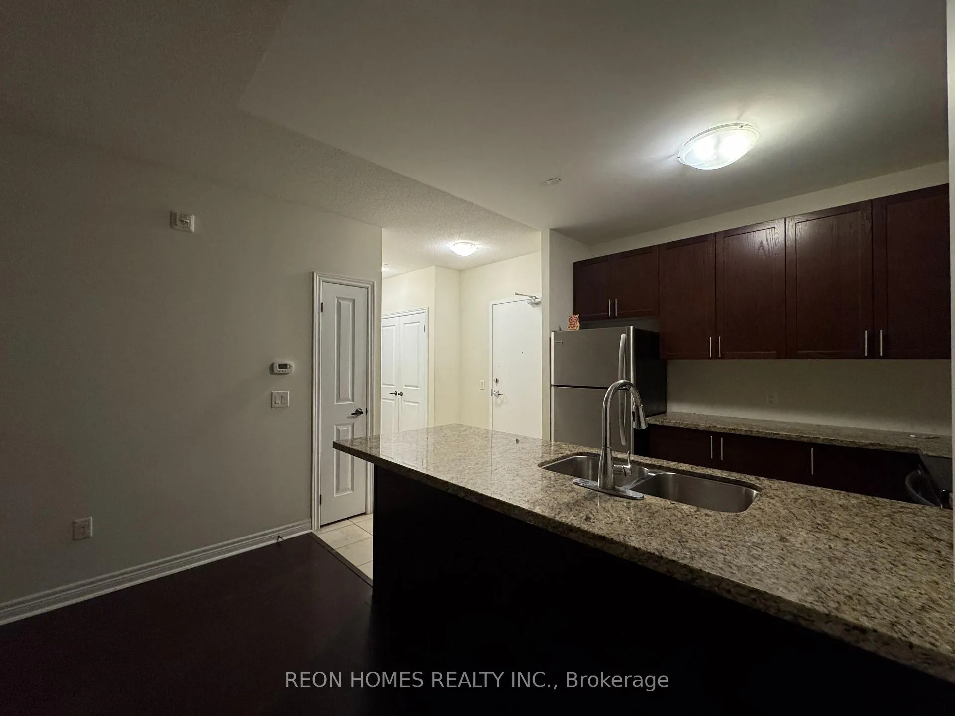 Photo 9 of Unit 707, 39 New Delhi Drive, Markham, Cedarwood — HOMEH