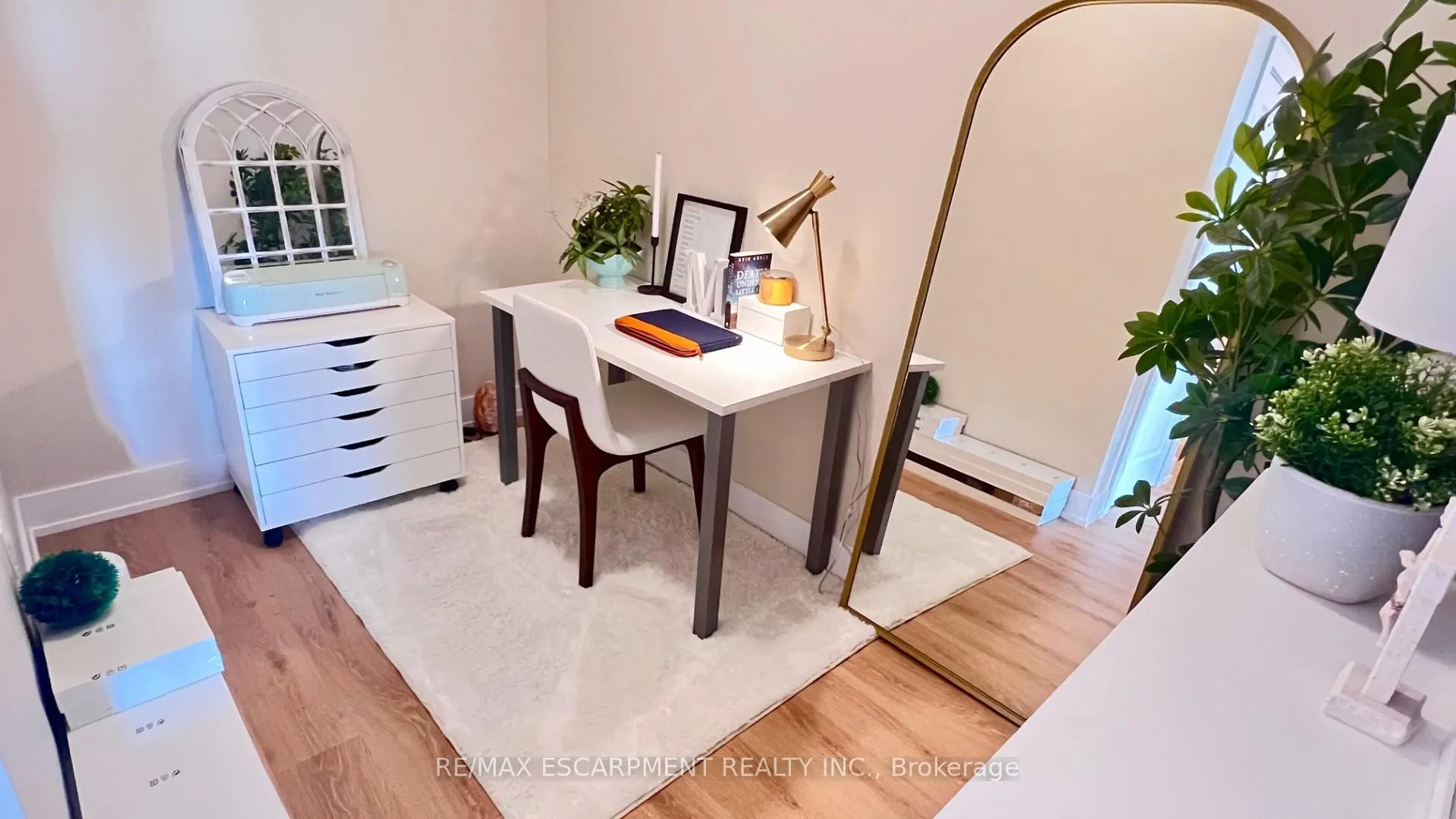 Photo 9 of Unit 1010, 460 Dundas Street E, Hamilton, Waterdown — HOMEH