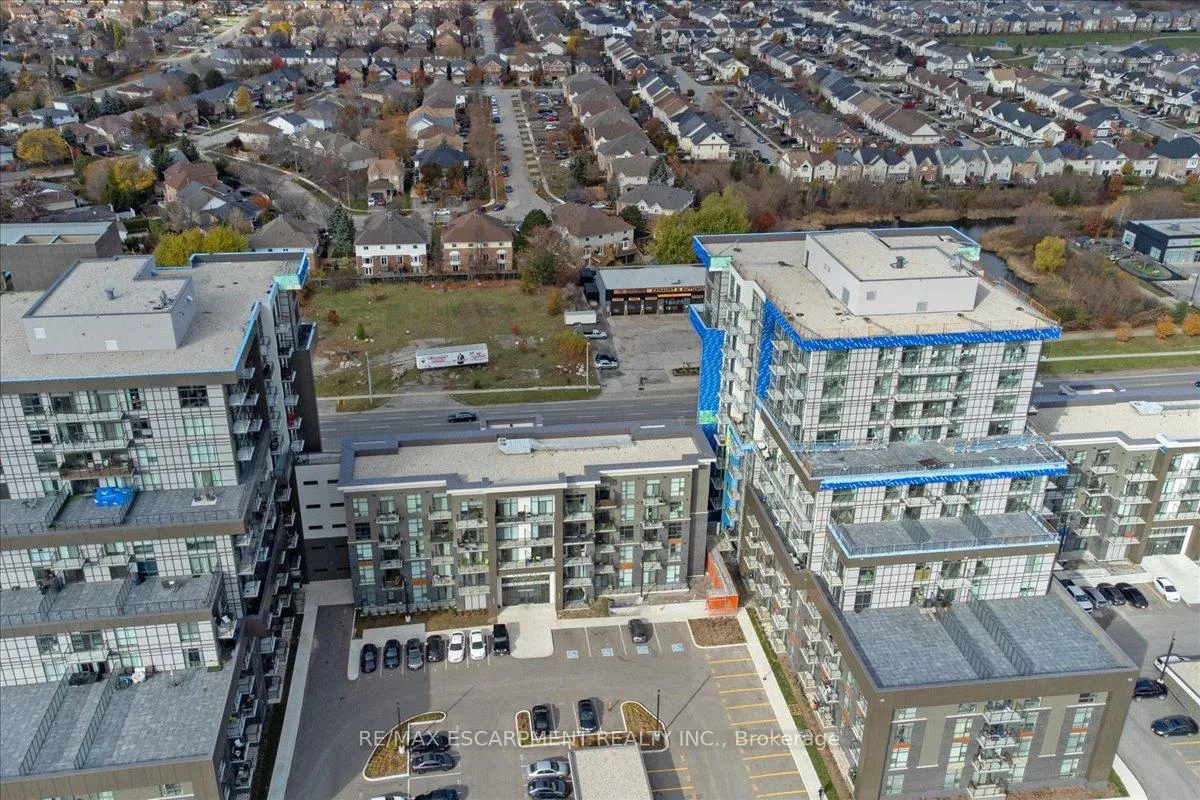 Photo 21 of Unit 1010, 460 Dundas Street E, Hamilton, Waterdown — HOMEH