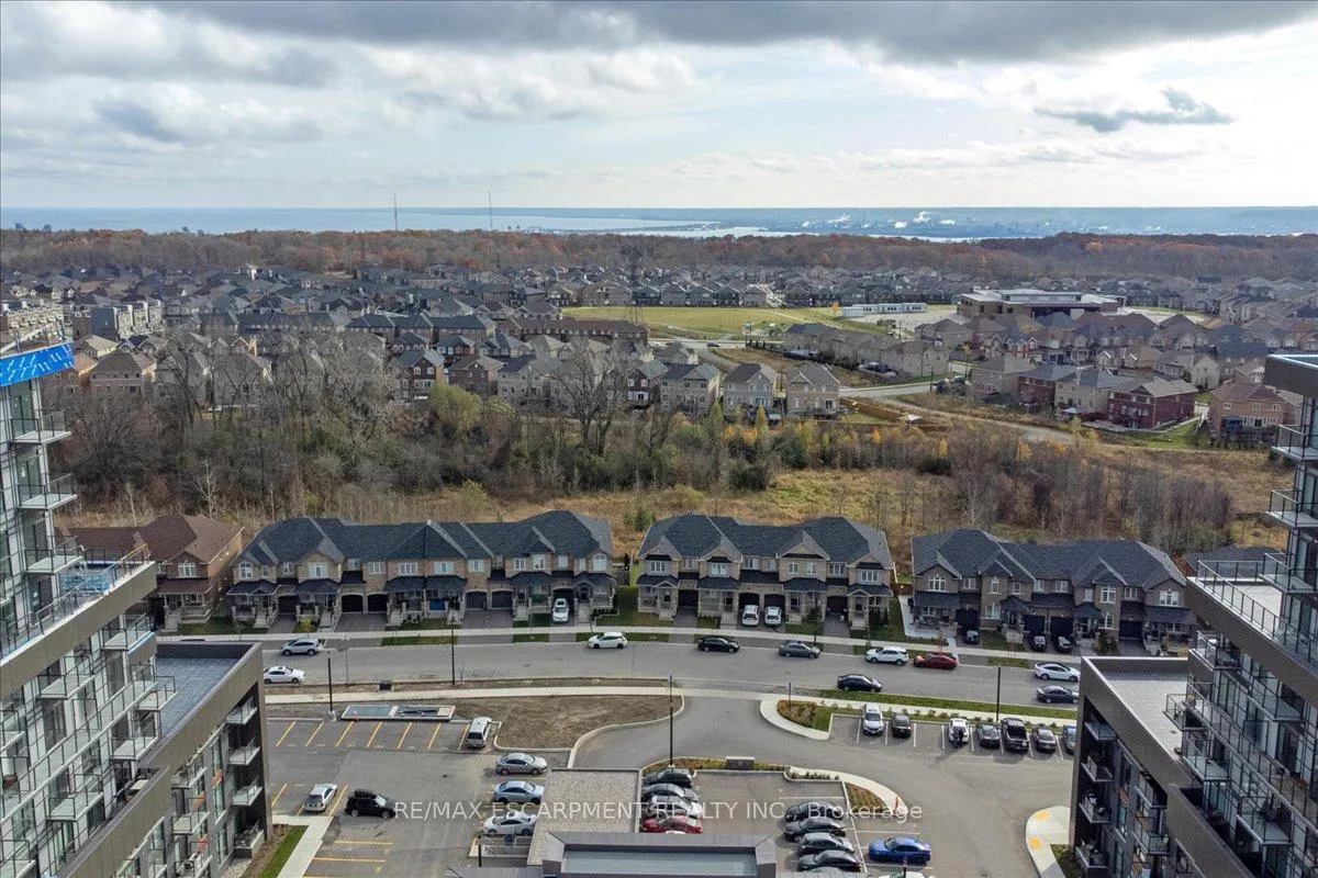 Photo 22 of Unit 1010, 460 Dundas Street E, Hamilton, Waterdown — HOMEH