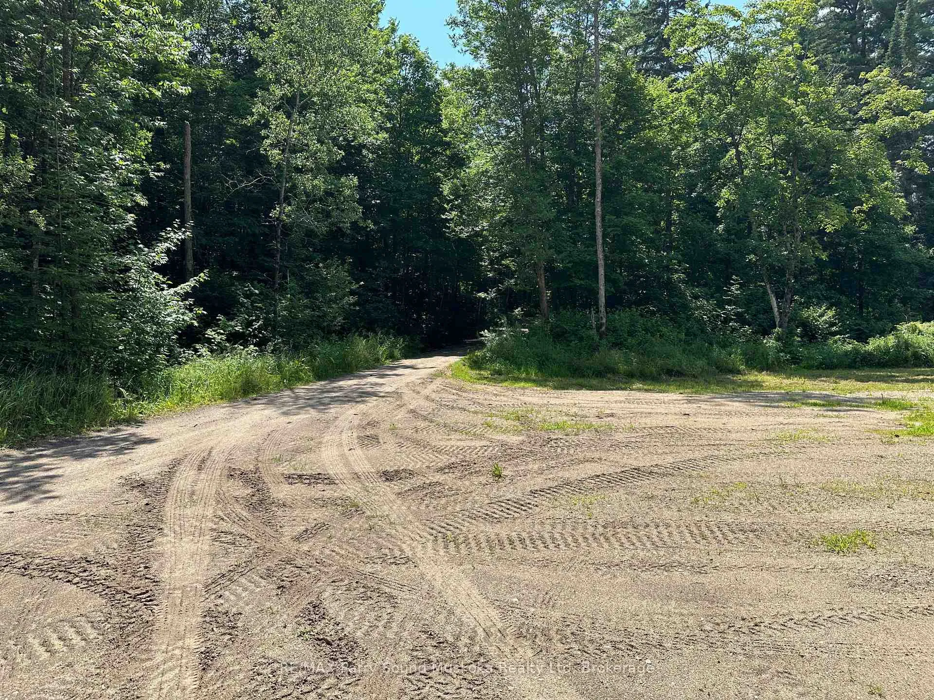 Photo 5 of Blackwater Road, McKellar — HOMEH
