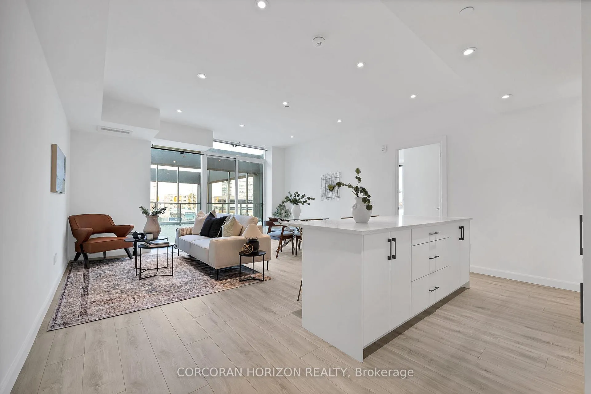 Photo 1 of Unit 202, 741 King Street E, Kitchener, KW Hospital — HOMEH