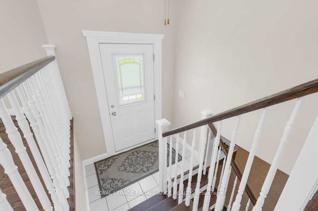 Photo 6 of 955 Casey Road, Belleville, Thurlow Ward — HOMEH