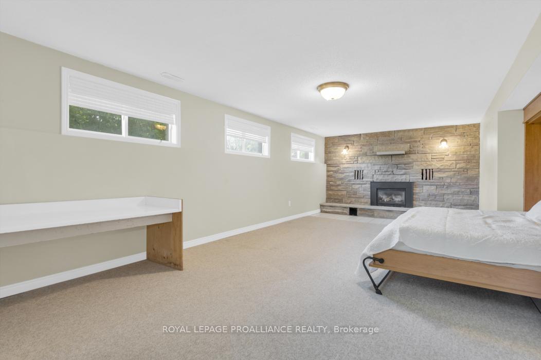 Photo 27 of 955 Casey Road, Belleville, Thurlow Ward — HOMEH