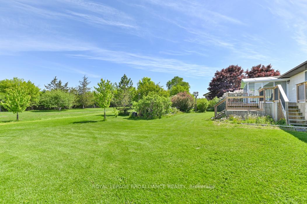 Photo 37 of 955 Casey Road, Belleville, Thurlow Ward — HOMEH