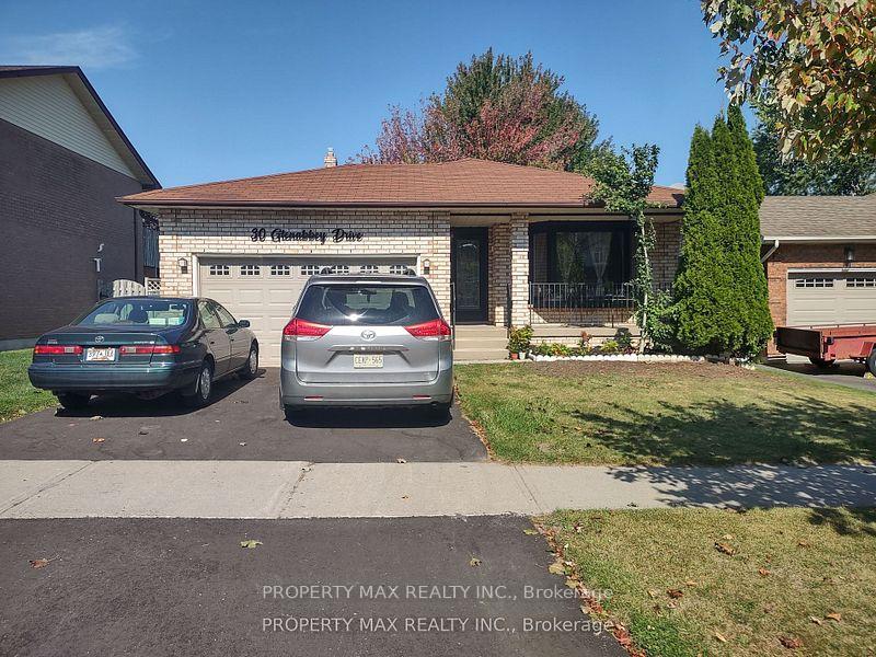Front of Unit upper 3 level, 30 Glenabbey Drive