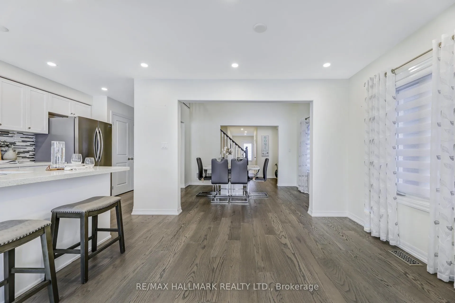 Photo 9 of Unit L1K 3B2, 1770 Silverstone Crescent, Oshawa, Samac — HOMEH