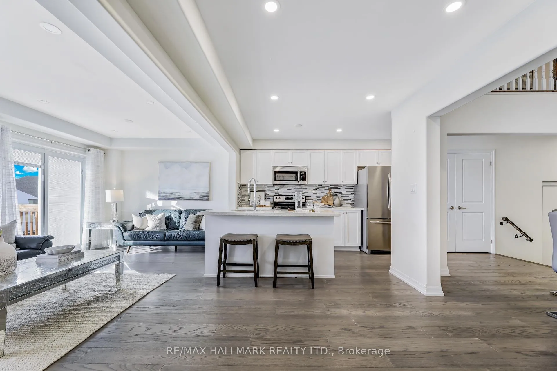 Photo 12 of Unit L1K 3B2, 1770 Silverstone Crescent, Oshawa, Samac — HOMEH