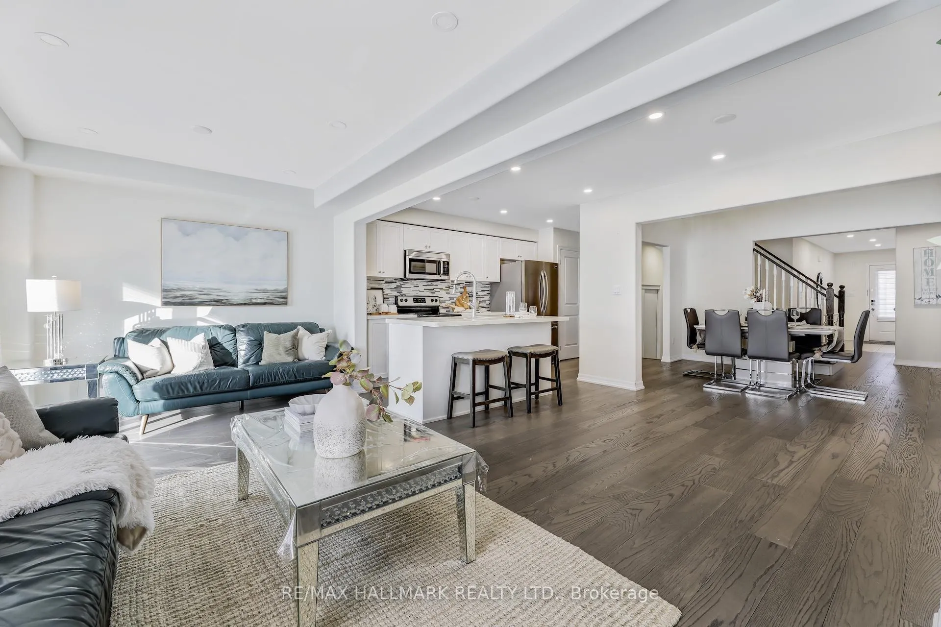Photo 13 of Unit L1K 3B2, 1770 Silverstone Crescent, Oshawa, Samac — HOMEH
