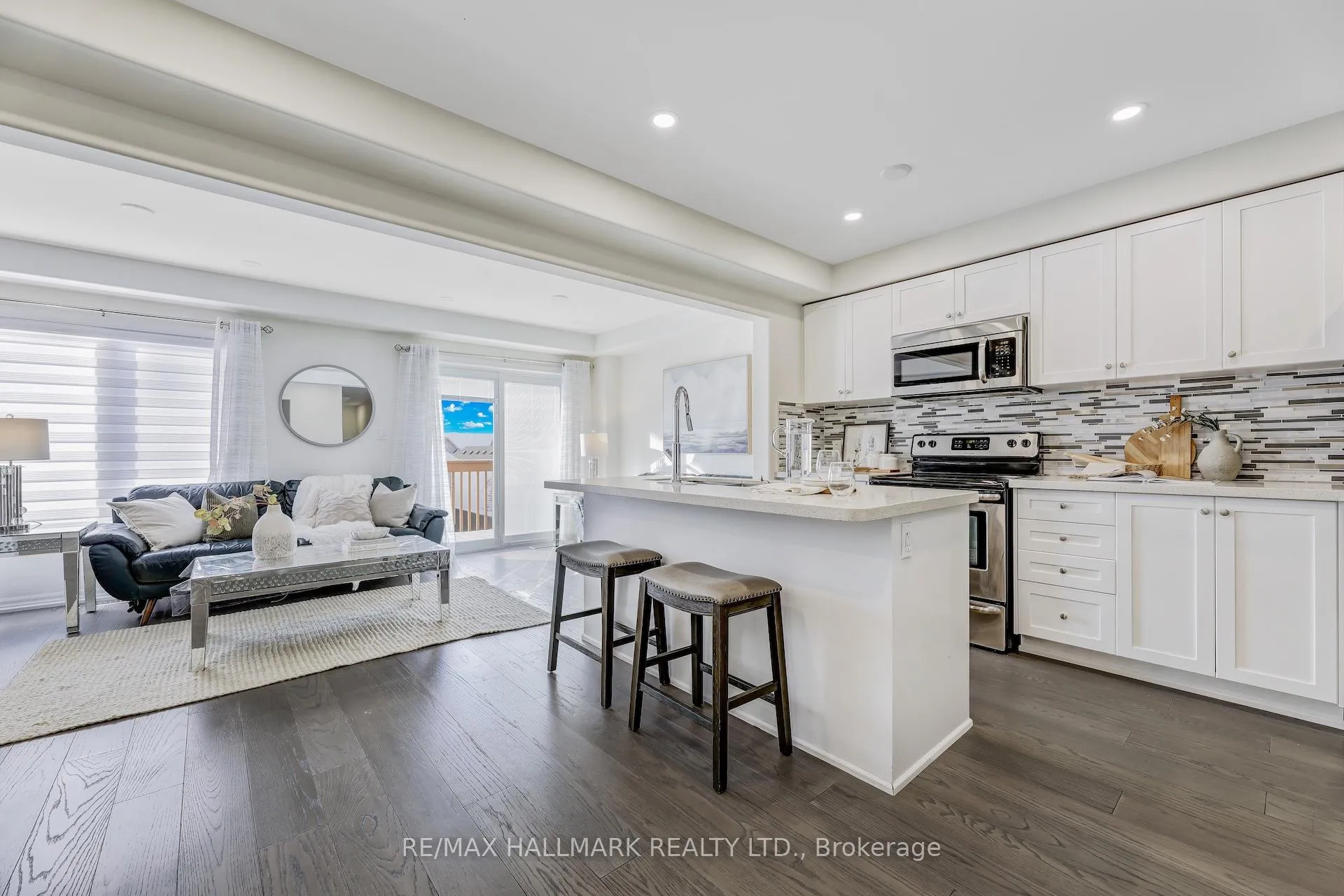 Photo 16 of Unit L1K 3B2, 1770 Silverstone Crescent, Oshawa, Samac — HOMEH