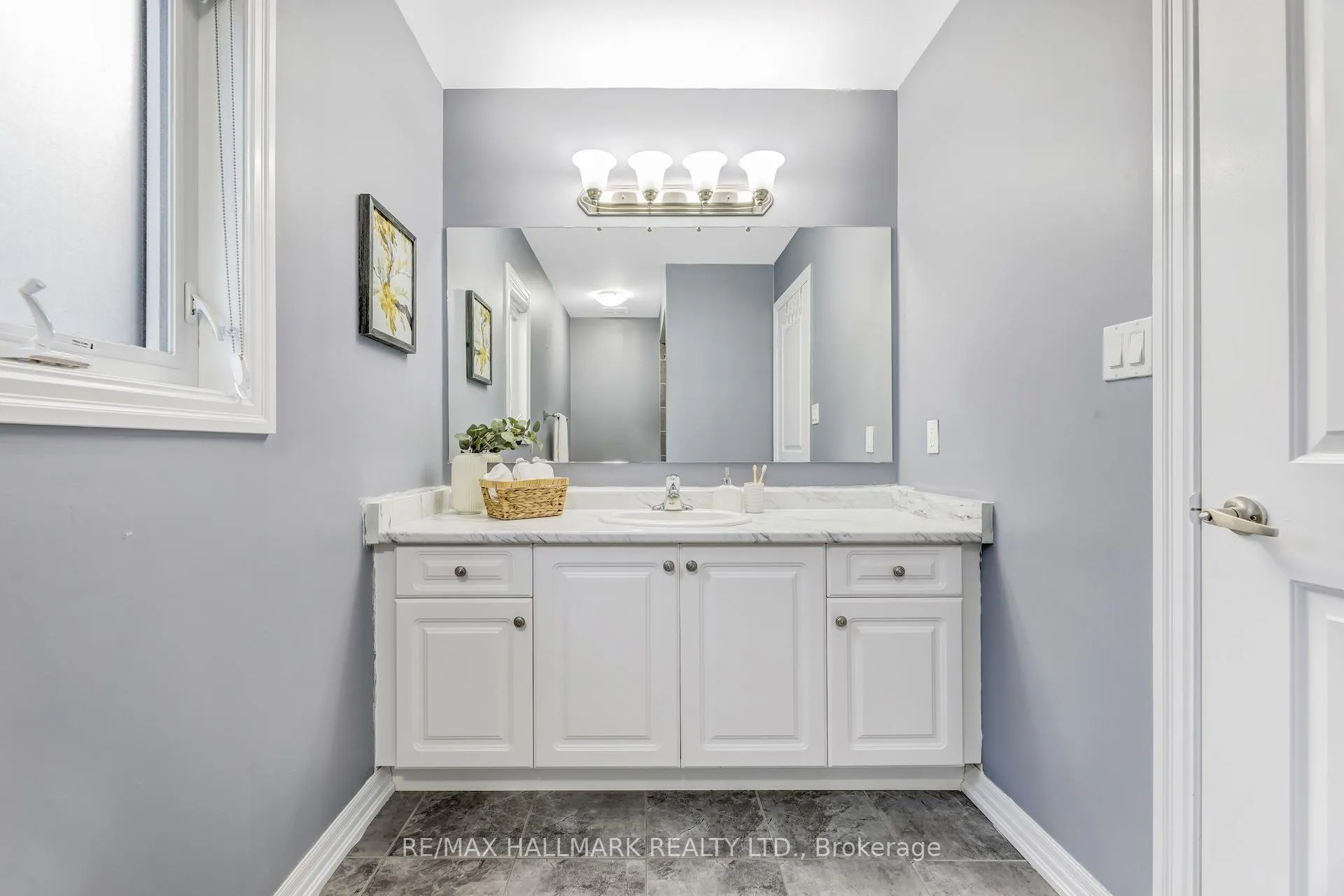 Photo 34 of Unit L1K 3B2, 1770 Silverstone Crescent, Oshawa, Samac — HOMEH