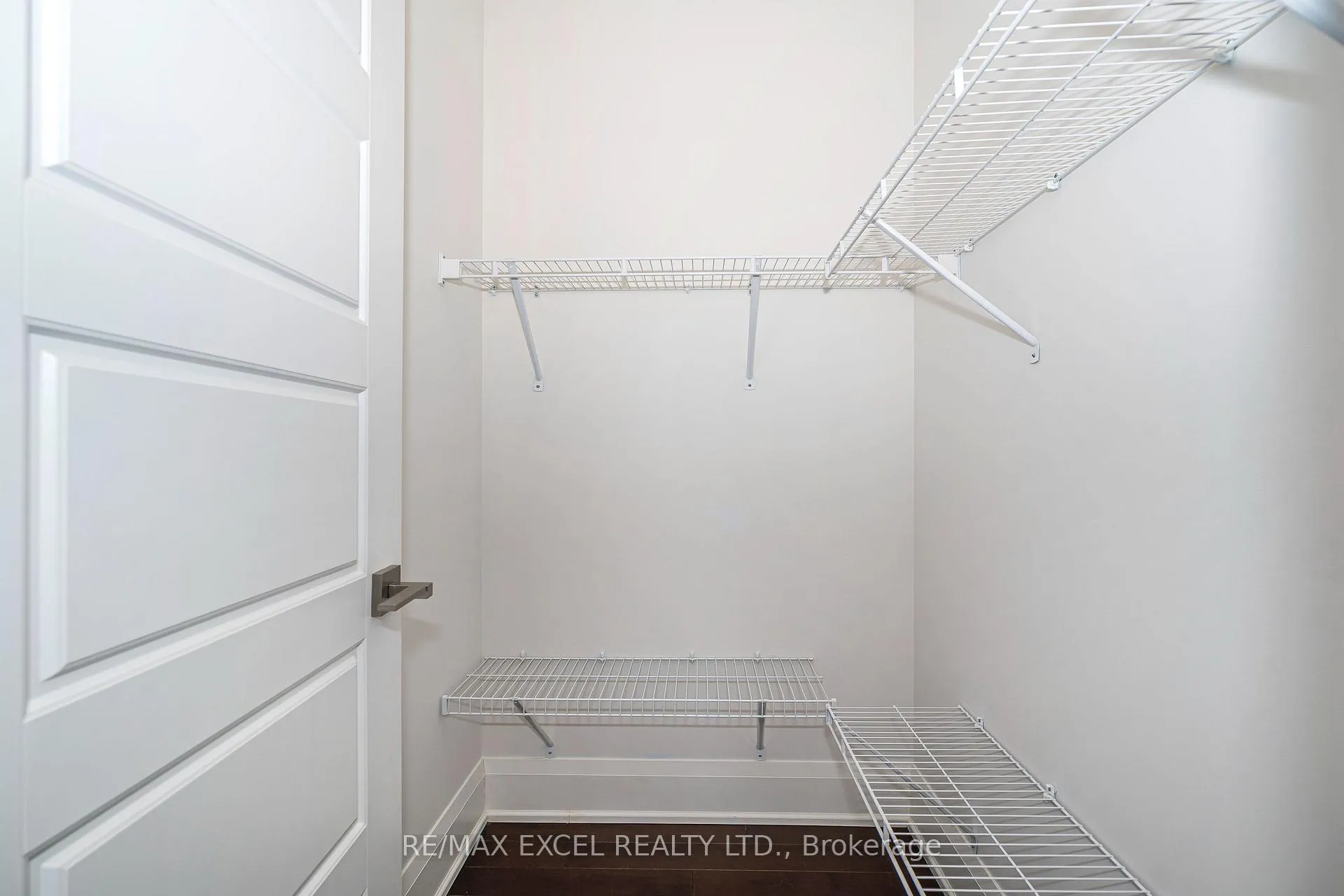 Photo 13 of Unit PH 06, 28 Uptown Drive, Markham, Unionville — HOMEH