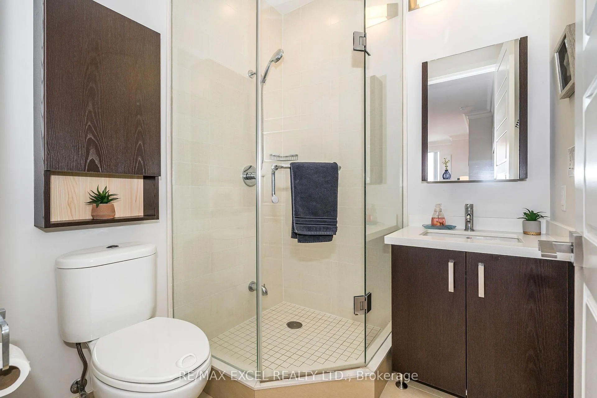Photo 16 of Unit PH 06, 28 Uptown Drive, Markham, Unionville — HOMEH