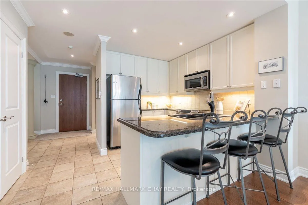 Photo 12 of Unit 508, 33 Ellen Street, Barrie, Lakeshore — HOMEH
