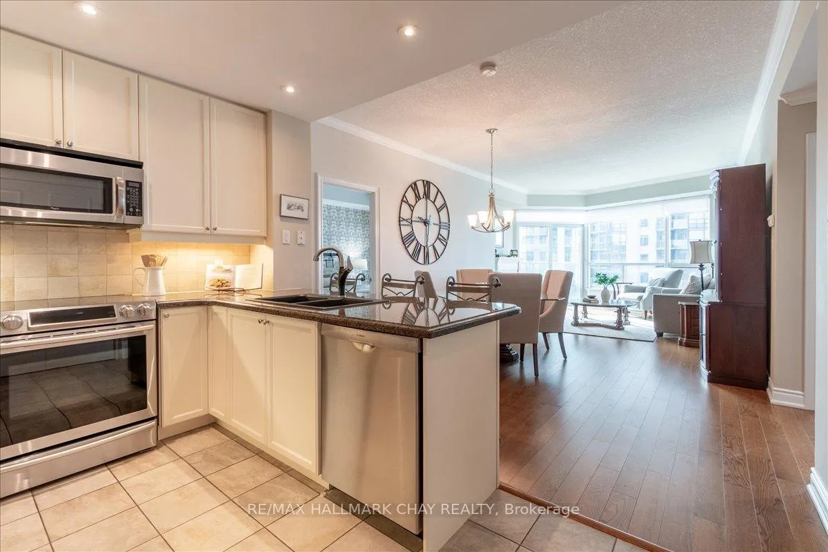 Photo 13 of Unit 508, 33 Ellen Street, Barrie, Lakeshore — HOMEH
