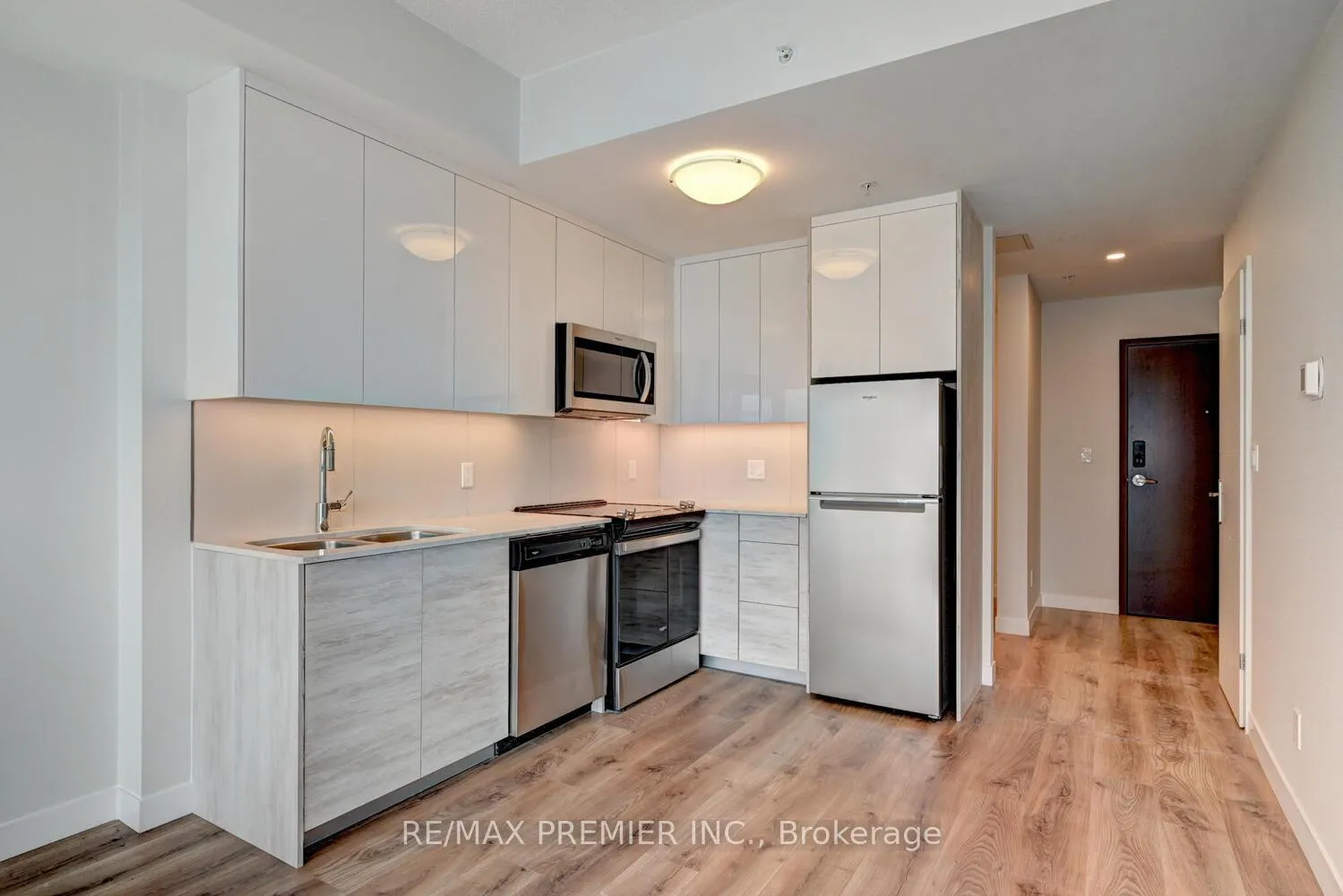Photo 8 of Unit 402, 60 Frederick Street, Kitchener, City Commercial Core — HOMEH