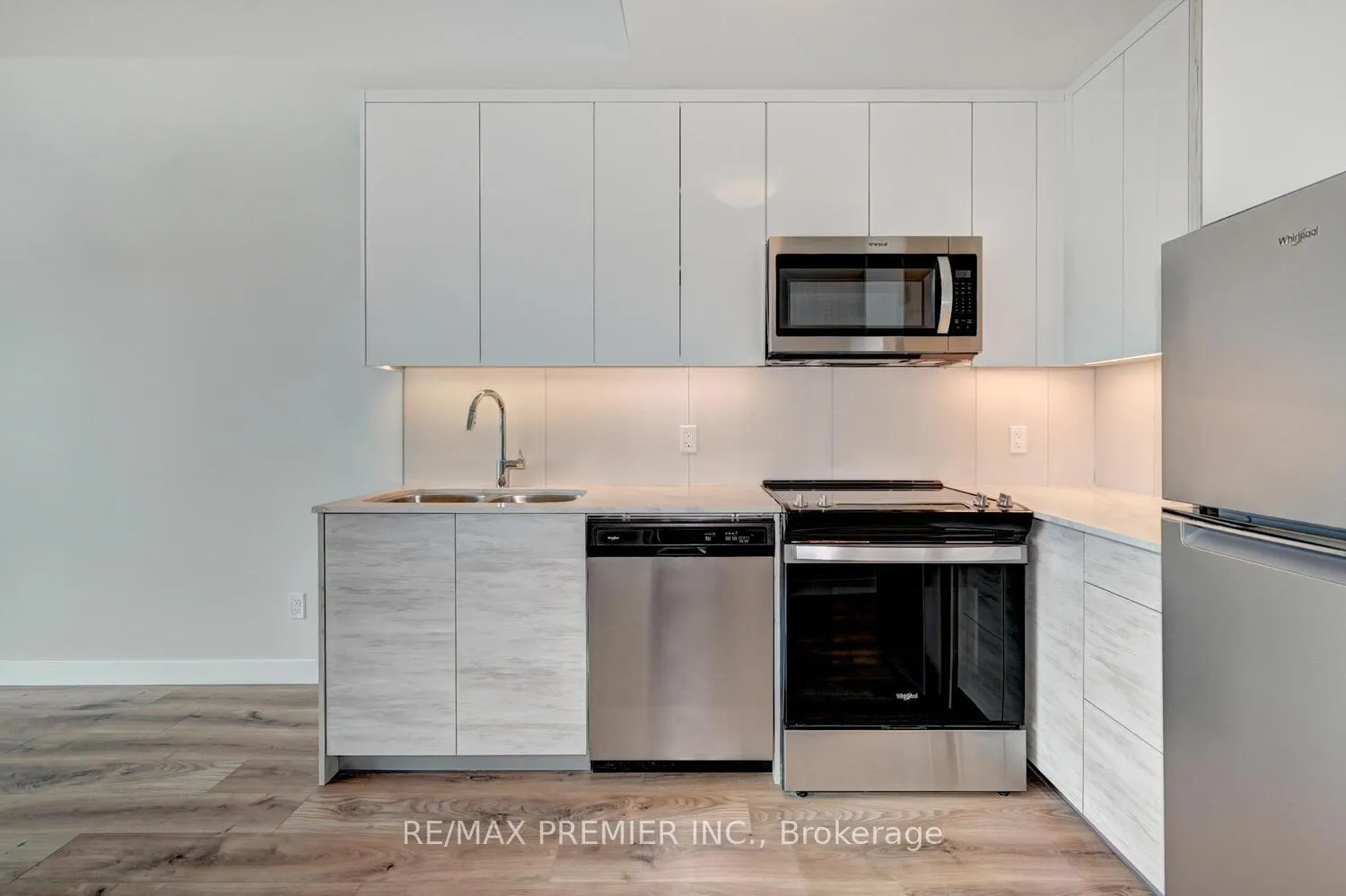 Photo 9 of Unit 402, 60 Frederick Street, Kitchener, City Commercial Core — HOMEH