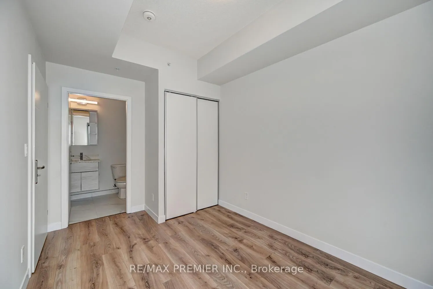 Photo 13 of Unit 402, 60 Frederick Street, Kitchener, City Commercial Core — HOMEH