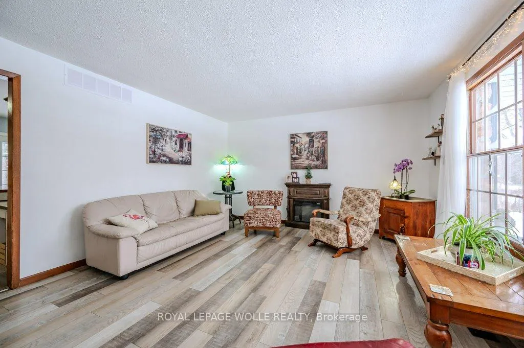 Photo 6 of 39 Bannockburn Road, Kitchener, Brigadoon — HOMEH