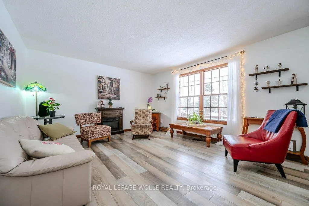 Photo 8 of 39 Bannockburn Road, Kitchener, Brigadoon — HOMEH