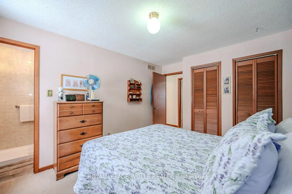 Photo 25 of 39 Bannockburn Road, Kitchener, Brigadoon — HOMEH