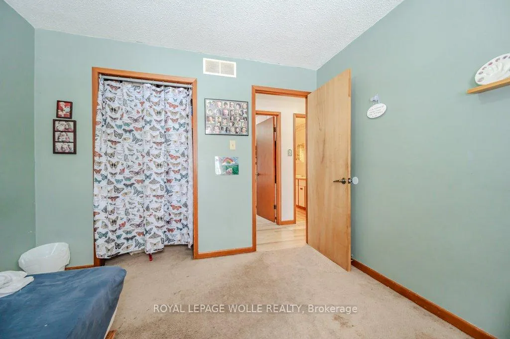 Photo 27 of 39 Bannockburn Road, Kitchener, Brigadoon — HOMEH