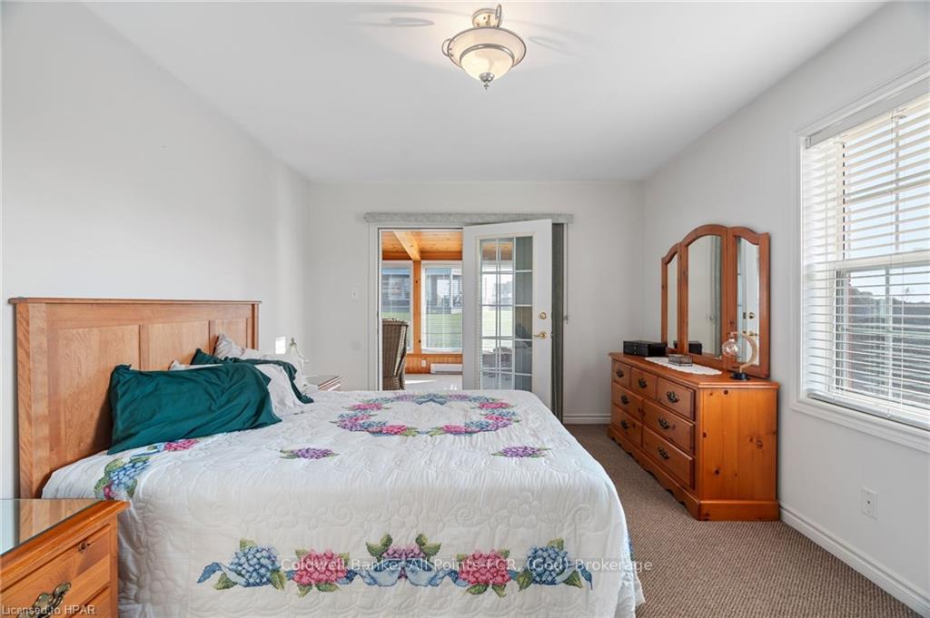 Photo 19 of 233 Bethune Crescent, Goderich, Goderich (Town) — HOMEH