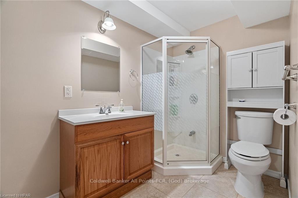 Photo 25 of 233 Bethune Crescent, Goderich, Goderich (Town) — HOMEH