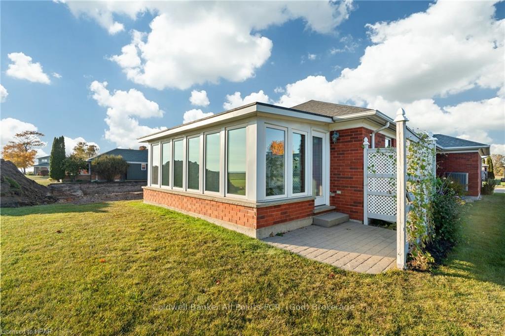 Photo 30 of 233 Bethune Crescent, Goderich, Goderich (Town) — HOMEH