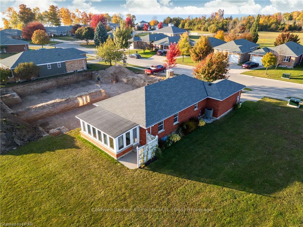 Photo 37 of 233 Bethune Crescent, Goderich, Goderich (Town) — HOMEH