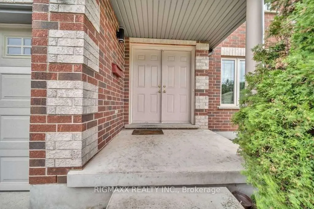 Photo 3 of 508 Bridge Street W, Waterloo, Lexington — HOMEH