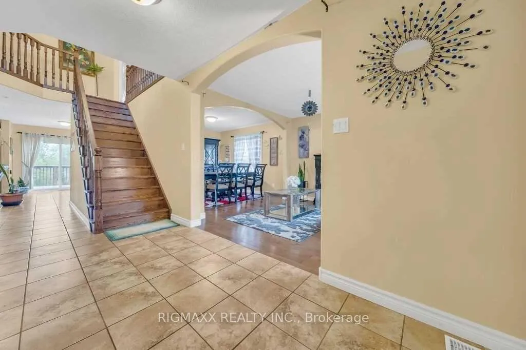 Photo 4 of 508 Bridge Street W, Waterloo, Lexington — HOMEH