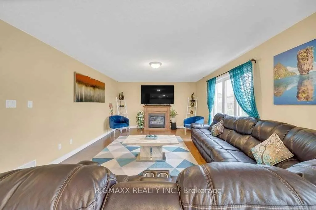 Photo 14 of 508 Bridge Street W, Waterloo, Lexington — HOMEH
