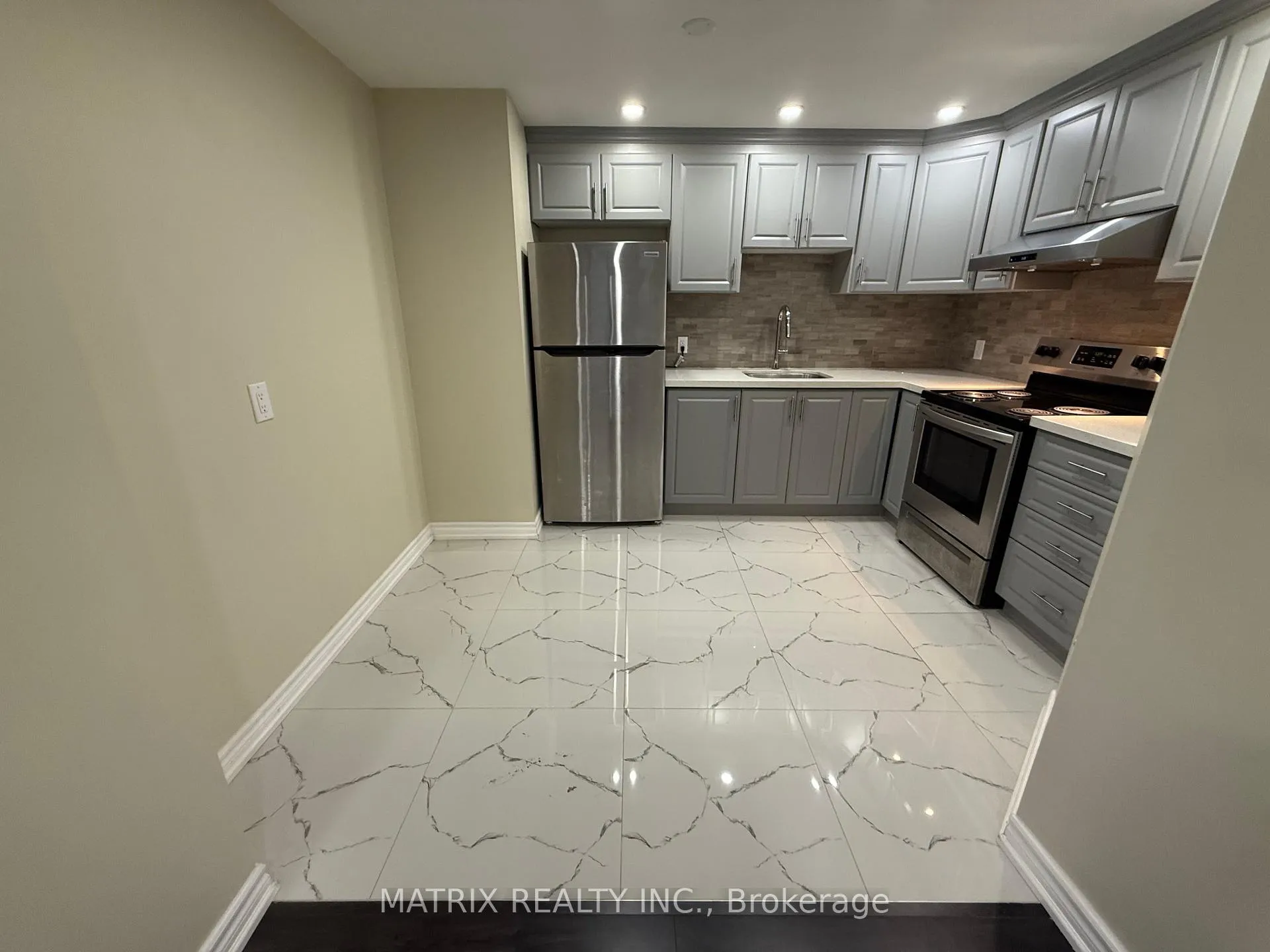 Photo 7 of 2138 Saffron Drive, Pickering, Brock Ridge — HOMEH