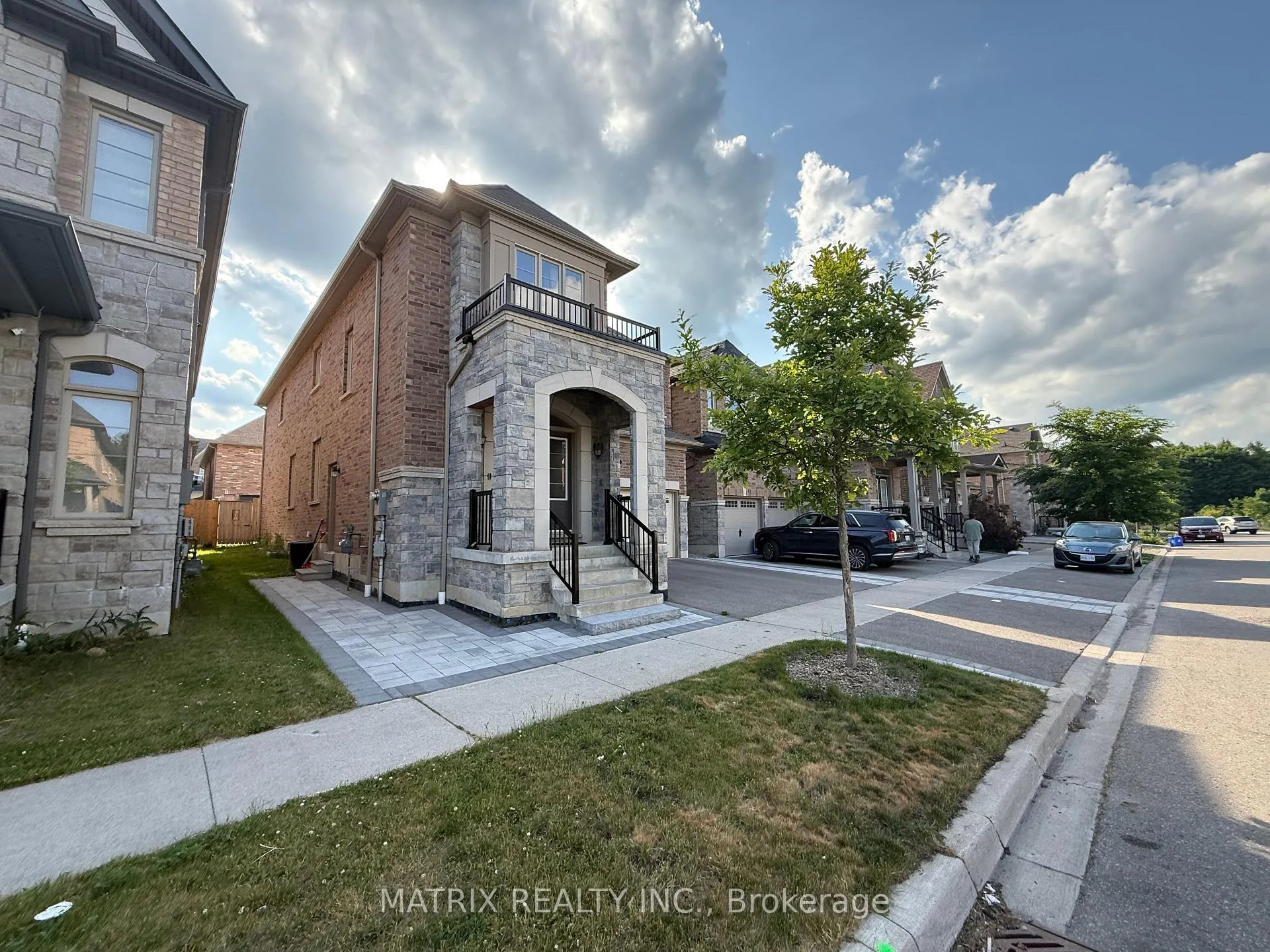 Photo 27 of 2138 Saffron Drive, Pickering, Brock Ridge — HOMEH