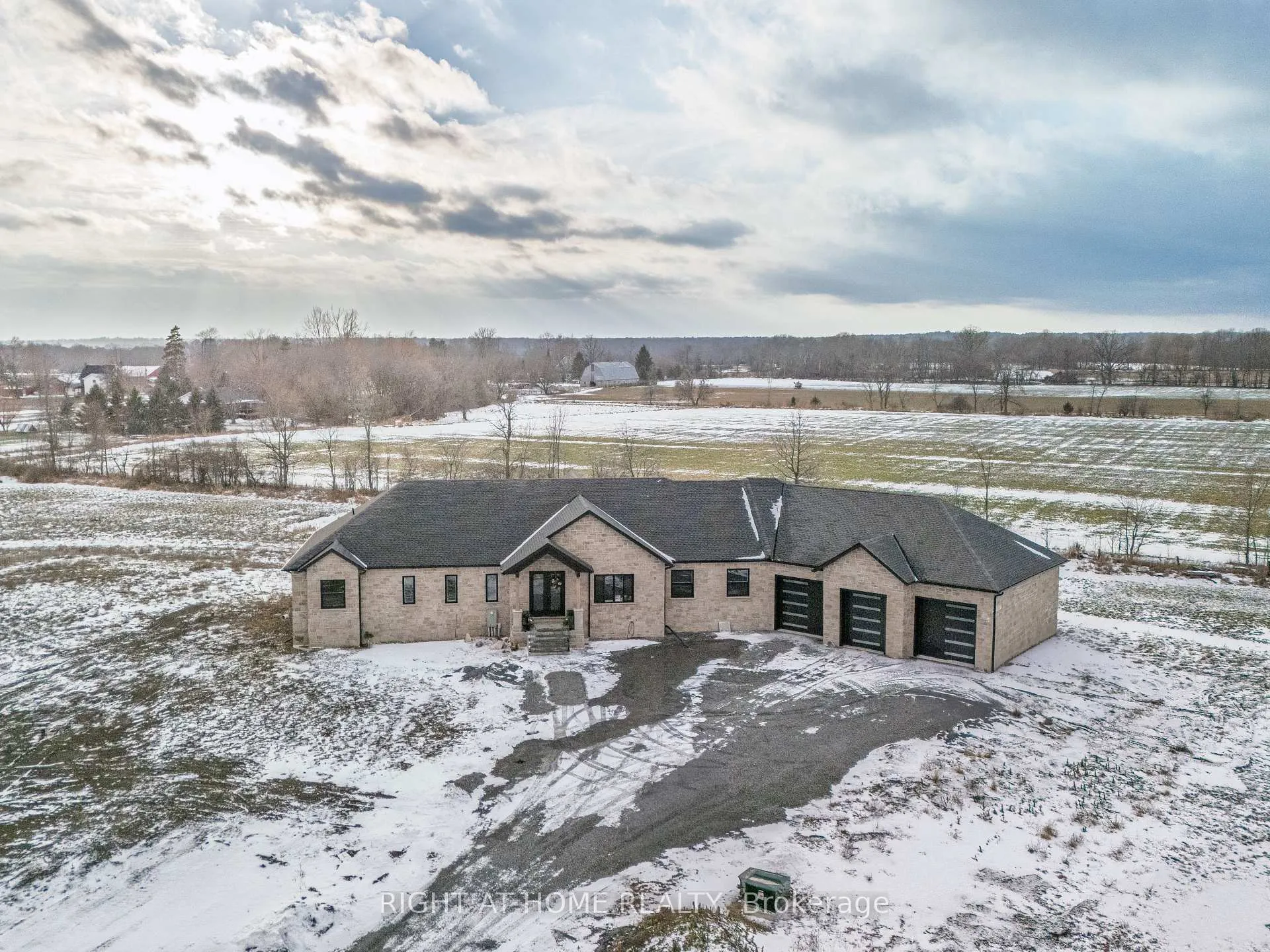 Photo 1 of 3437 Latimer Road, Frontenac, Frontenac South — HOMEH