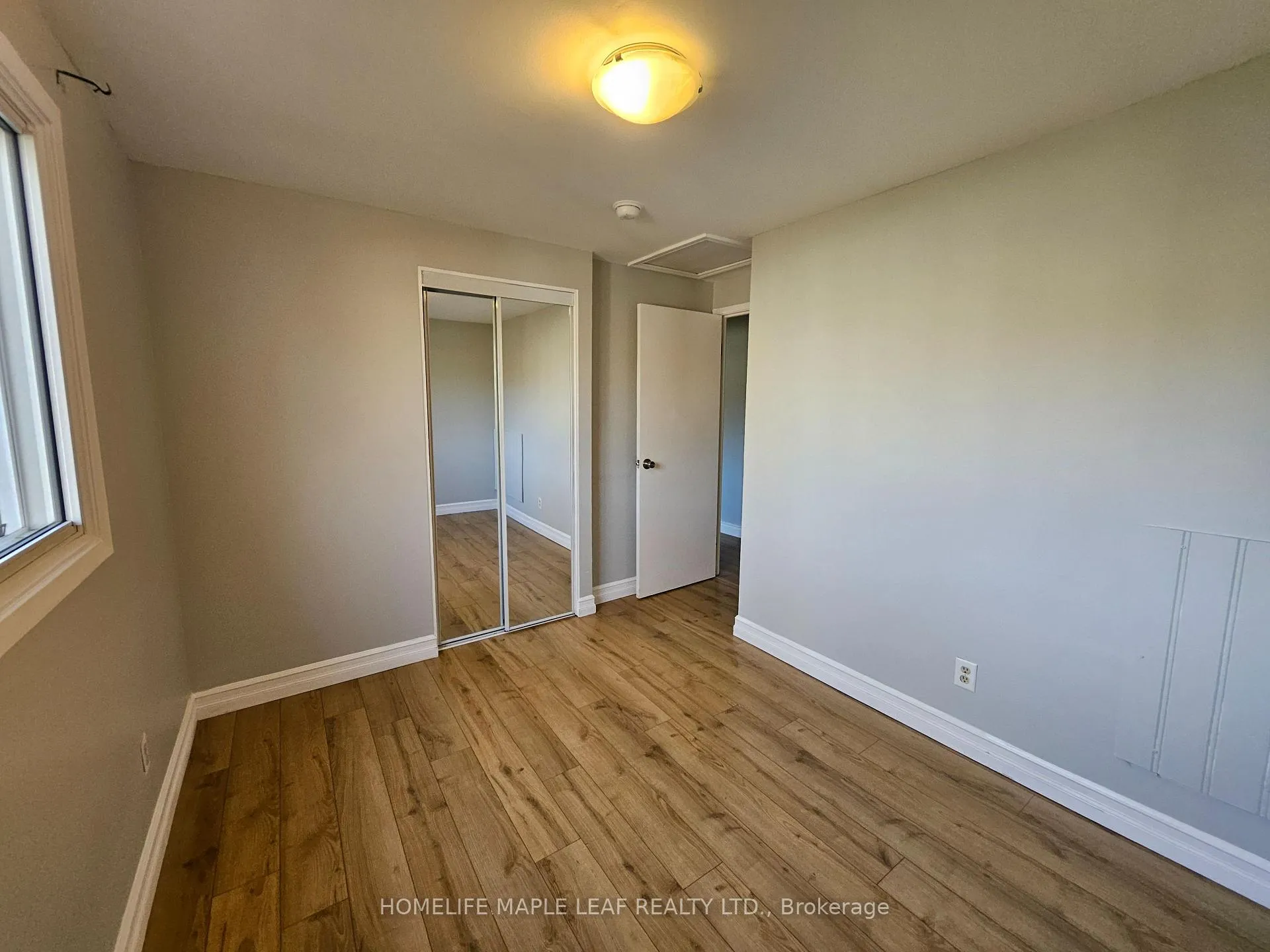 Photo 15 of 56 Helene Crescent, Waterloo, Beechwood — HOMEH