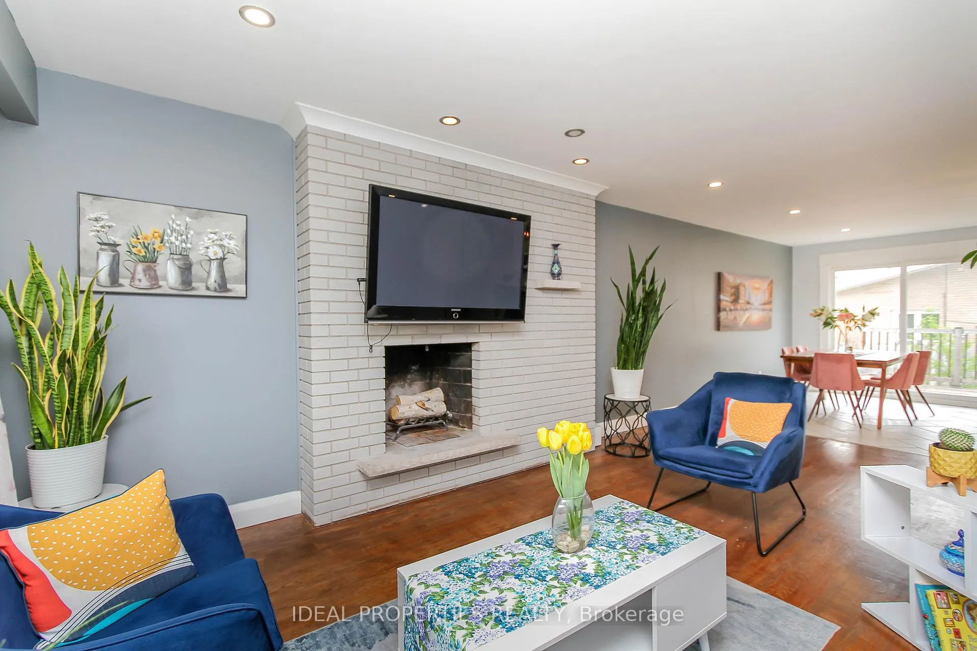 Photo 8 of 1326 Tara Drive, Ottawa, Copeland Park — HOMEH