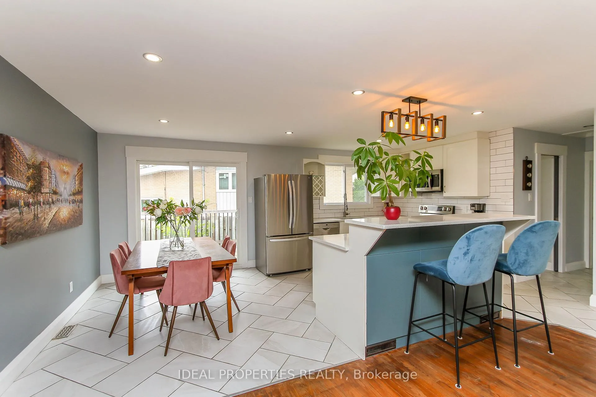 Photo 10 of 1326 Tara Drive, Ottawa, Copeland Park — HOMEH