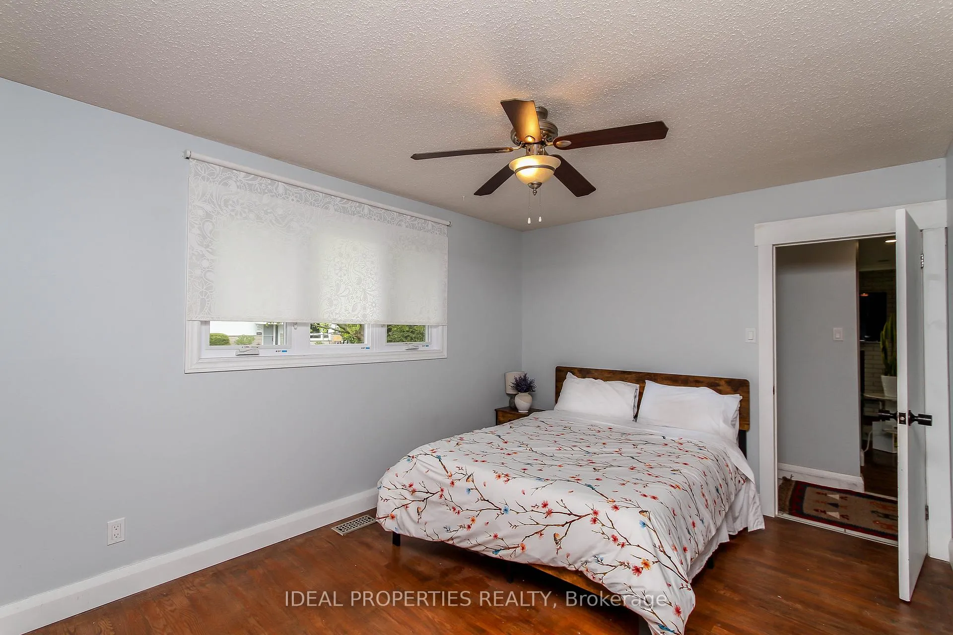 Photo 23 of 1326 Tara Drive, Ottawa, Copeland Park — HOMEH