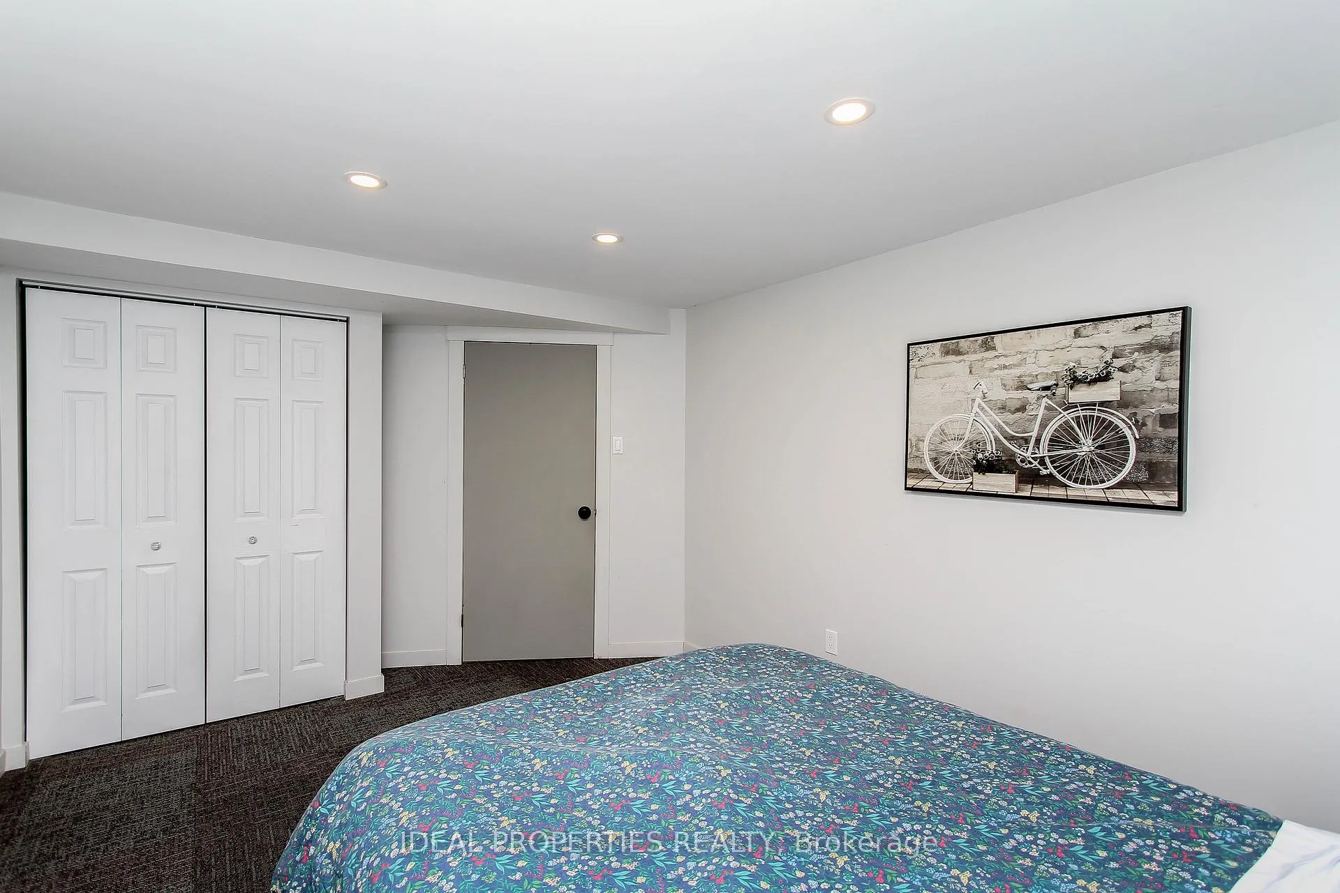 Photo 38 of 1326 Tara Drive, Ottawa, Copeland Park — HOMEH